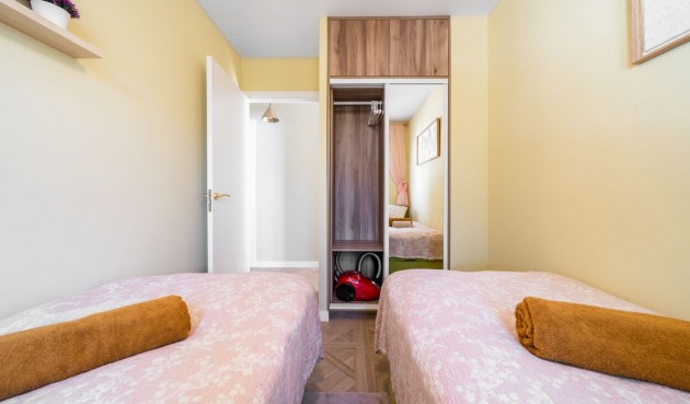 Resale - Duplex -
Torrevieja - Costa Blanca