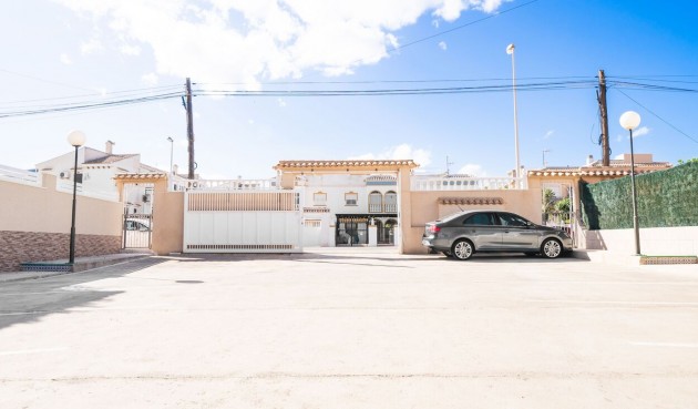 Resale - Duplex -
Torrevieja - Costa Blanca