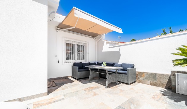 Resale - Bungalow -
Torrevieja - Torretas