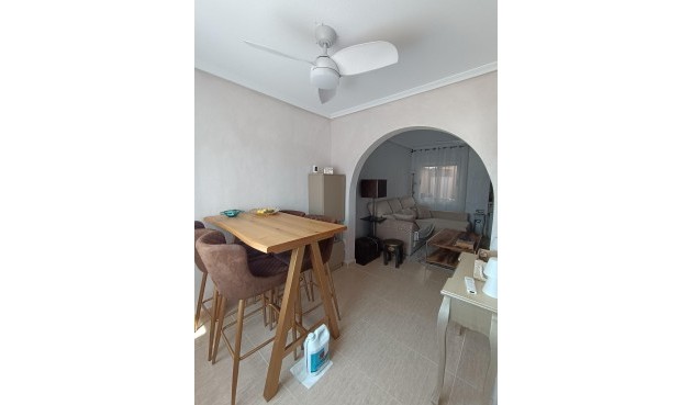 Resale - Town House -
Avileses - Jerónimo Y Avileses