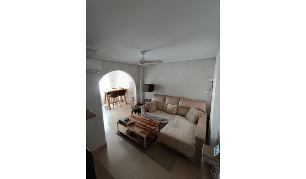 Resale - Town House -
Avileses - Jerónimo Y Avileses