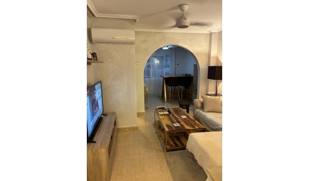 Resale - Town House -
Avileses - Jerónimo Y Avileses