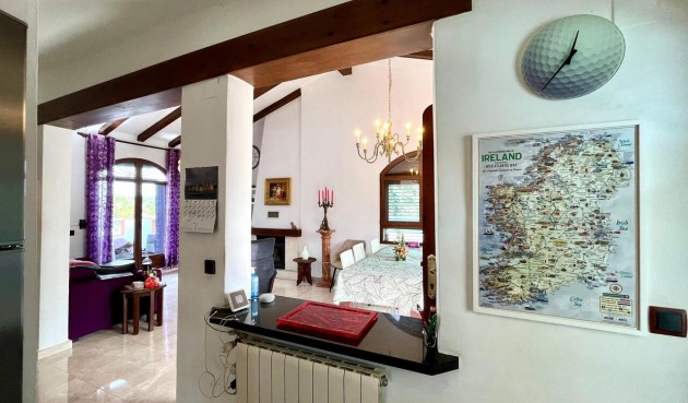 Resale - Villa -
Villamartin - Costa Blanca