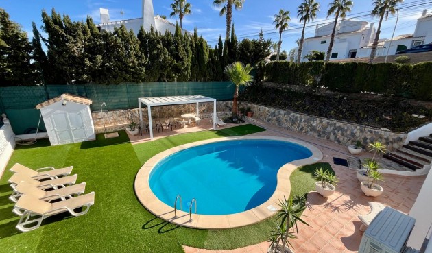 Resale - Villa -
Villamartin - Costa Blanca