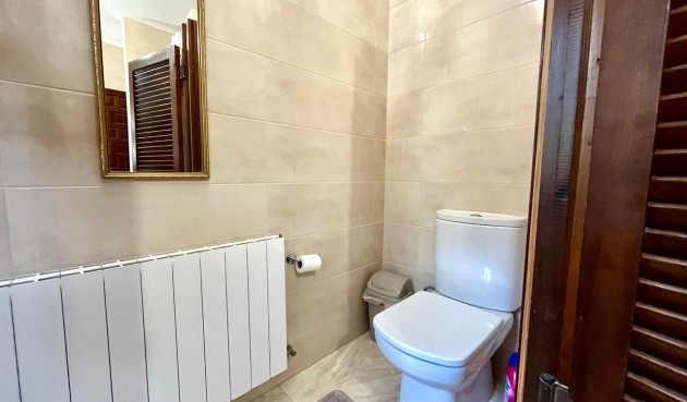 Resale - Villa -
Villamartin - Costa Blanca