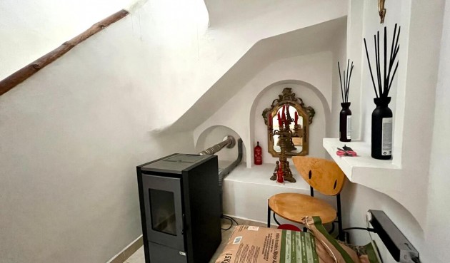 Resale - Villa -
Villamartin - Costa Blanca