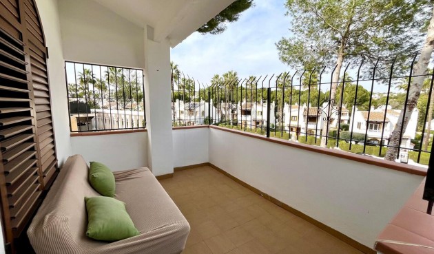 Resale - Villa -
Villamartin - Costa Blanca