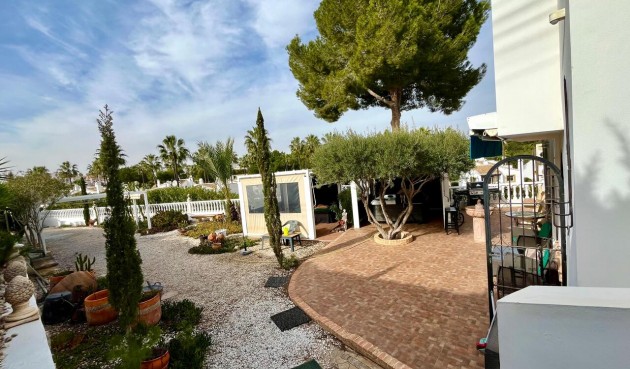 Resale - Villa -
Villamartin - Costa Blanca