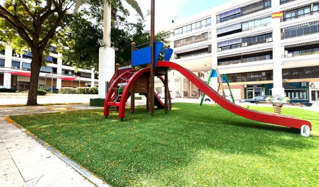 Återförsäljning - Apartment -
Guardamar del Segura - Pueblo