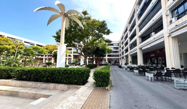 Återförsäljning - Apartment -
Guardamar del Segura - Pueblo