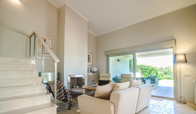 Resale - Villa -
San Miguel de Salinas - Inland