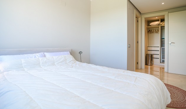 Resale - Villa -
San Miguel de Salinas - Inland