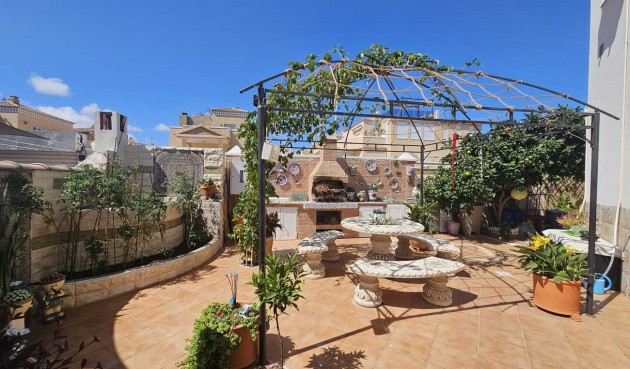 Brukt - Villa -
Torrevieja - Torre Del Moro