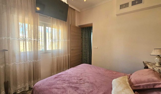 Brukt - Villa -
Torrevieja - Torre Del Moro