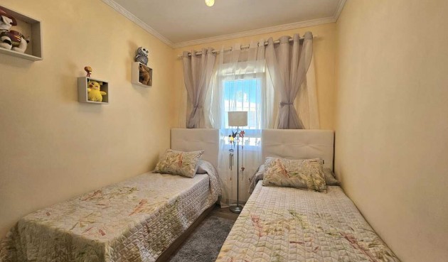 Brukt - Villa -
Torrevieja - Torre Del Moro