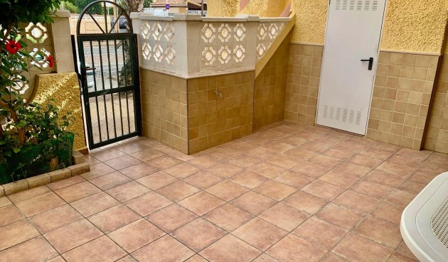Resale - Apartment -
Torrevieja - La Mata
