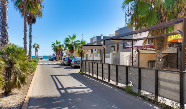 Resale - Apartment -
Torrevieja - La Mata