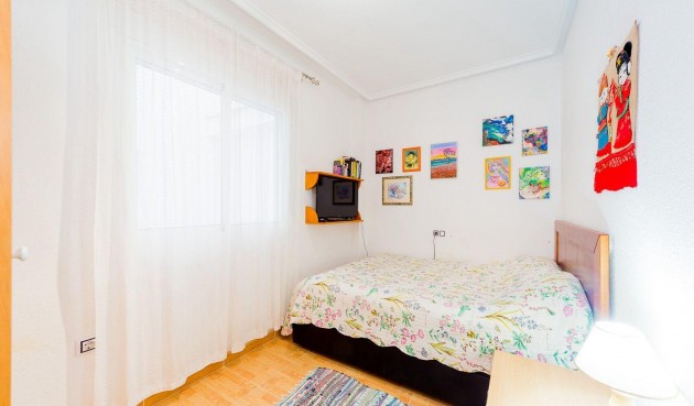 Resale - Apartment -
Torrevieja - Centro