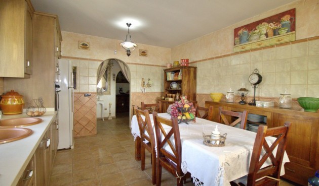 Resale - Villa -
Elche Pedanías - Valverde