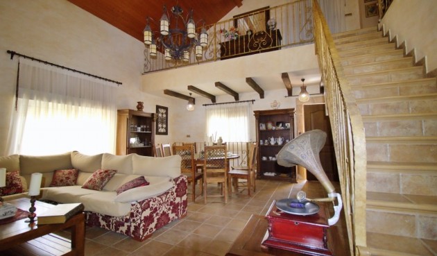 Resale - Villa -
Elche Pedanías - Valverde