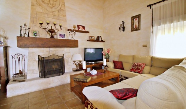 Resale - Villa -
Elche Pedanías - Valverde