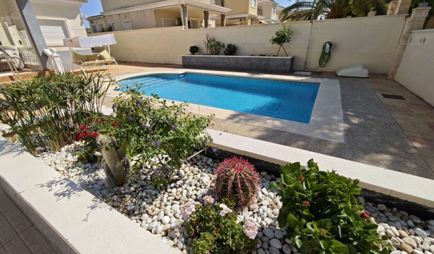 Brukt - Villa -
Aspe - Inland