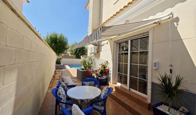 Brukt - Villa -
Aspe - Inland