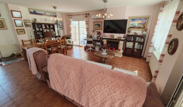 Brukt - Villa -
Aspe - Inland