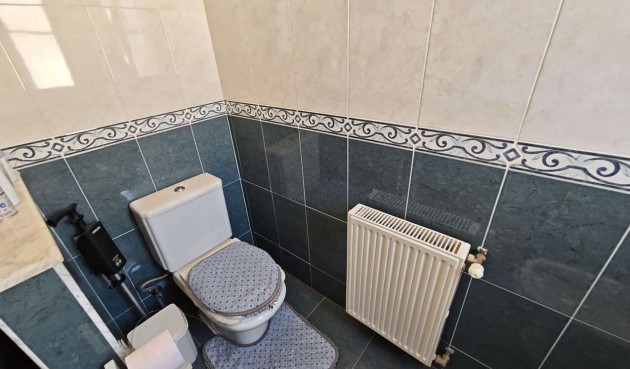 Brukt - Villa -
Aspe - Inland