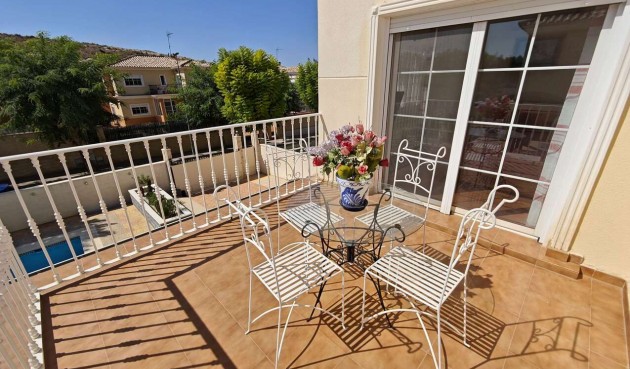 Brukt - Villa -
Aspe - Inland