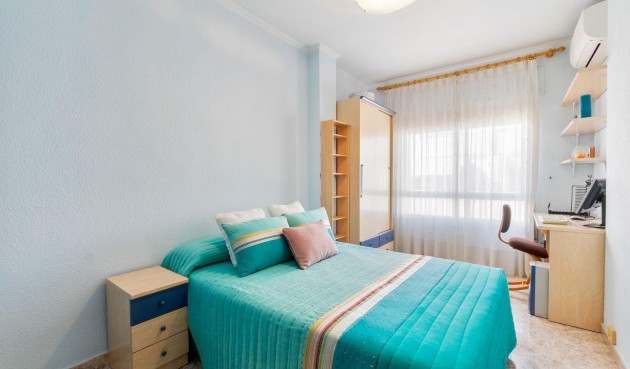 Återförsäljning - Apartment -
Torrevieja