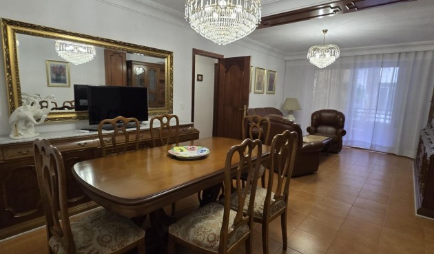 Resale - Apartment -
Torrevieja - Centro
