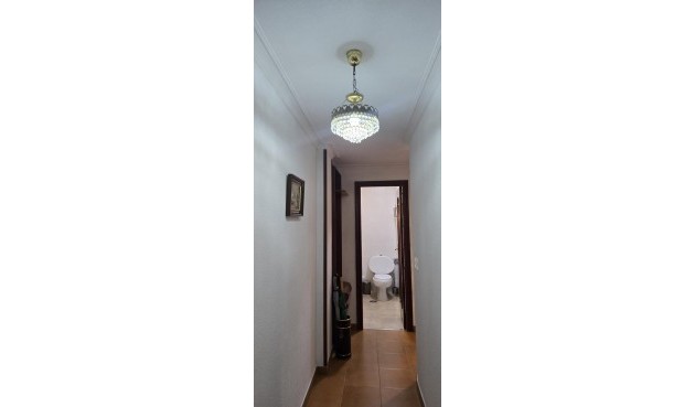 Resale - Apartment -
Torrevieja - Centro