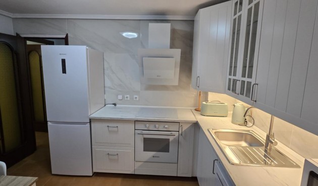 Resale - Apartment -
Torrevieja - Centro