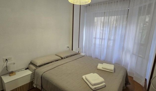Resale - Apartment -
Torrevieja - Centro