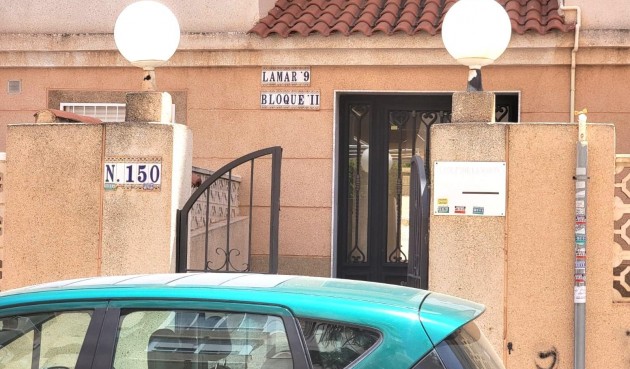 Resale - Apartment -
Torrevieja - Nueva Torrevieja