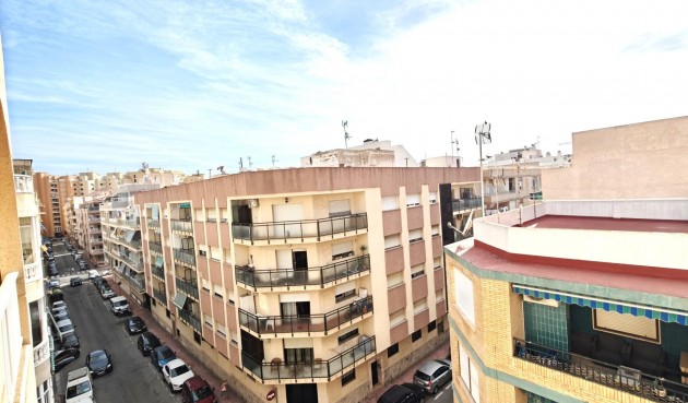 Återförsäljning - Apartment -
Torrevieja - Playa del Cura