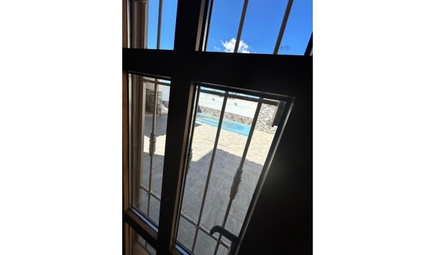 Resale - Villa -
Los Alcazares - Las Lomas Del Rame-bahía Bella