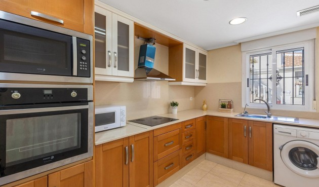 Brukt - Villa -
Rojales - Campo De Golf La Marquesa