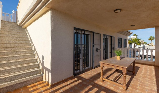 Brukt - Villa -
Rojales - Campo De Golf La Marquesa