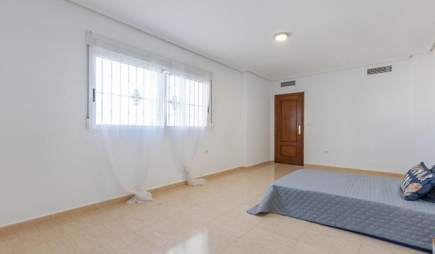 Brukt - Villa -
Rojales - Campo De Golf La Marquesa