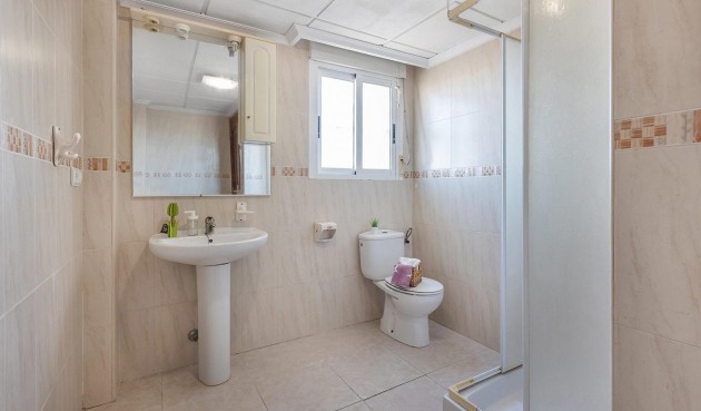 Brukt - Villa -
Rojales - Campo De Golf La Marquesa