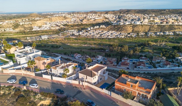 Brukt - Villa -
Rojales - Campo De Golf La Marquesa