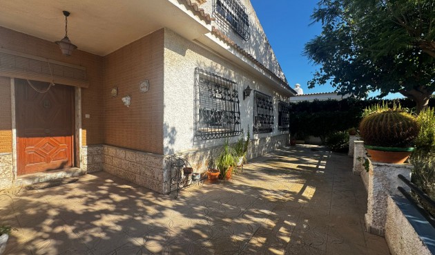 Resale - Villa -
Cartagena - Costa Calida