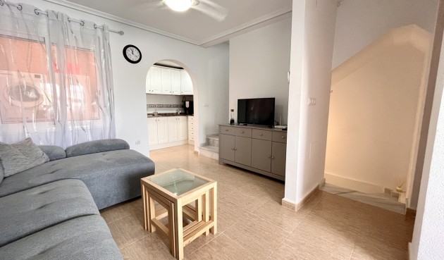 Resale - Town House -
Avileses - Inland