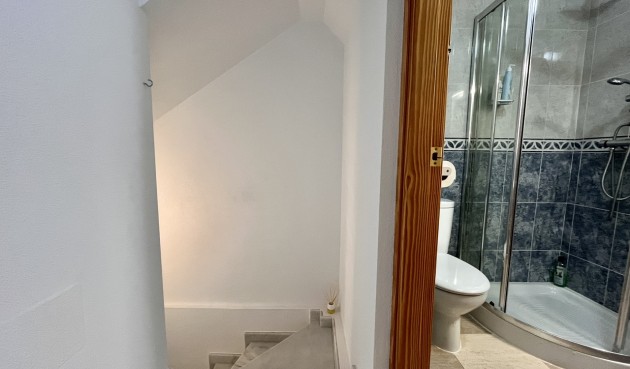 Resale - Town House -
Avileses - Inland