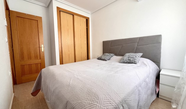 Resale - Town House -
Avileses - Inland