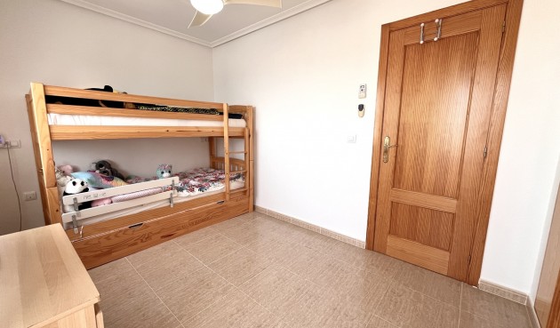 Resale - Town House -
Avileses - Inland