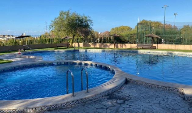 Resale - Semi Detached -
Torrevieja - Los Balcones