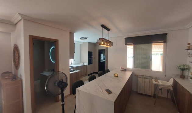 Resale - Villa -
Benidorm - Costa Blanca